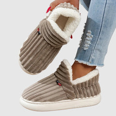 Maureen cozy plush slippers in brown, pair