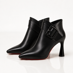 Margot ankle boots in black, pair view